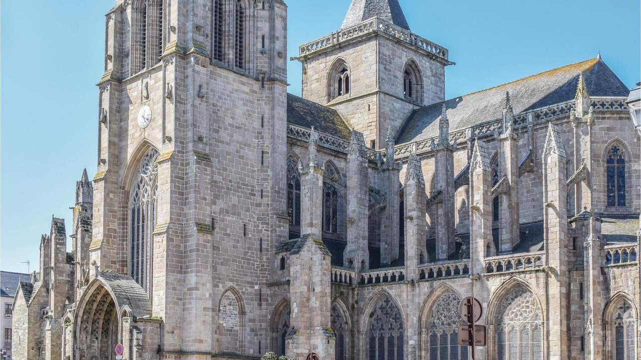 Photo of Outdoor in Treguier