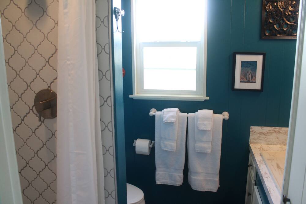 Photo of Bathroom in Palacios