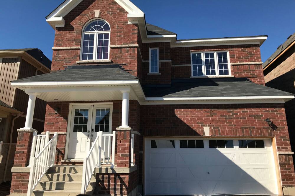 Photo of Outdoor in Bowmanville