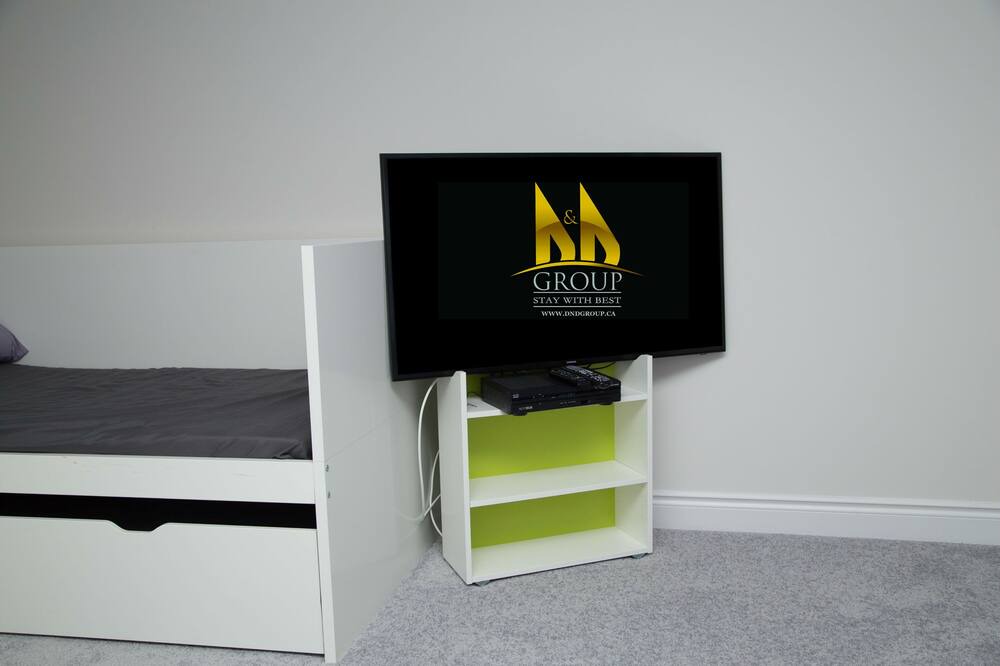 Photo of Bedroom in Bowmanville
