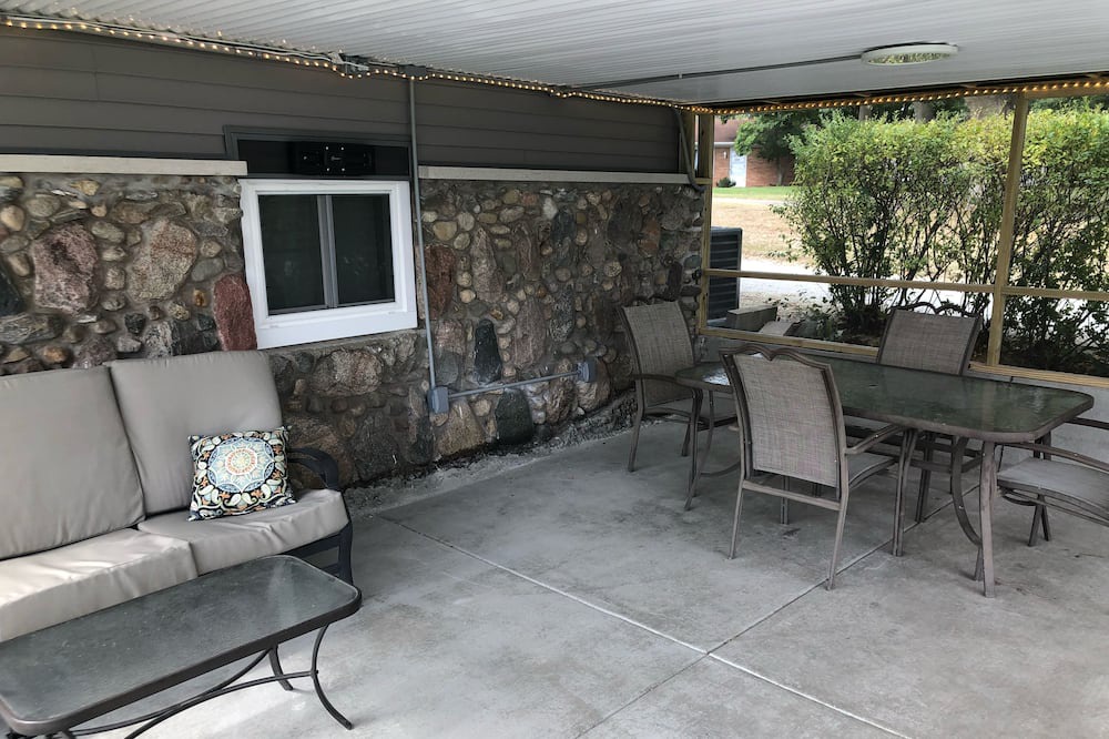 Photo of Outdoor in Simonton Lake