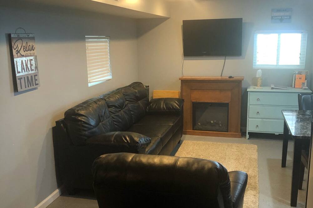 Photo of Bedroom in Simonton Lake