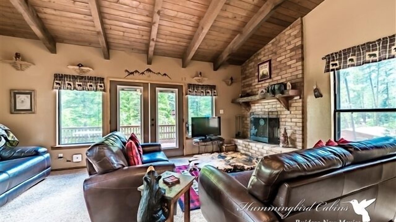 Photo of Livingroom in Ruidoso
