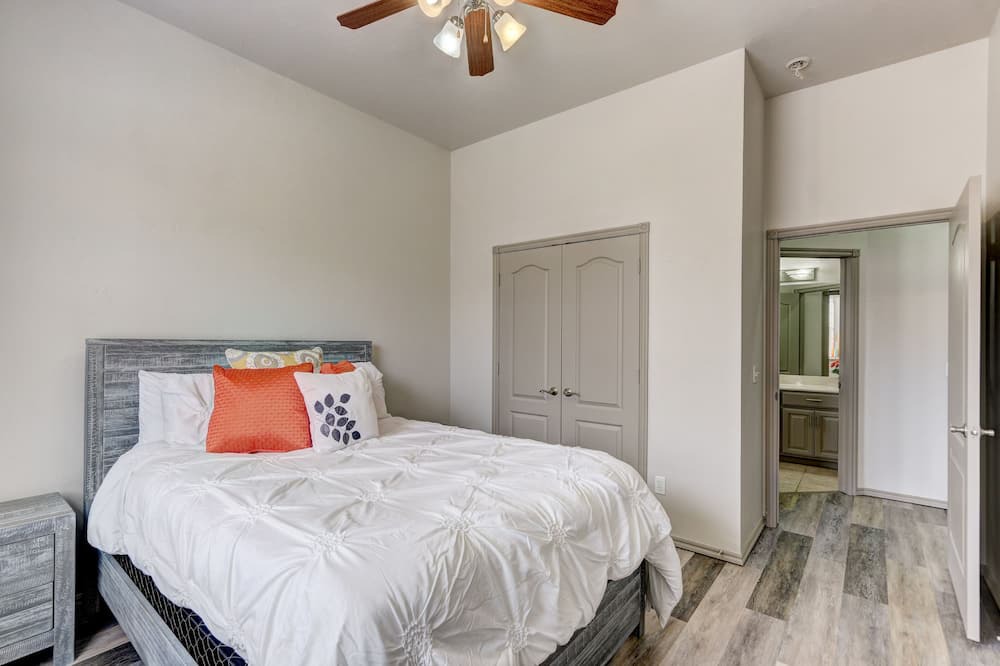 Photo of Bedroom in Midwest City