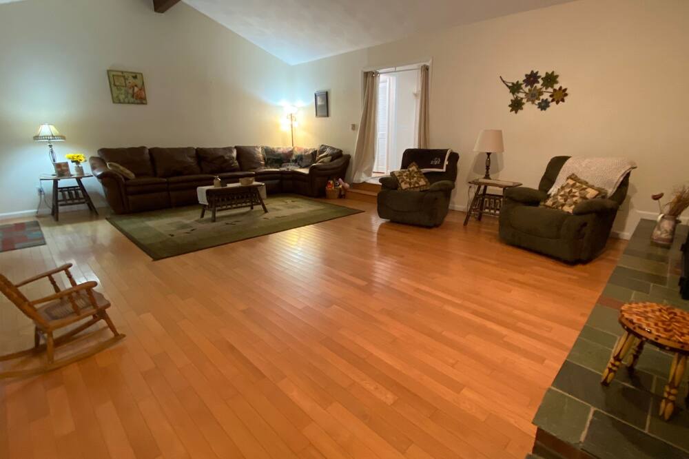 Photo of Bedroom in Oaks Corners