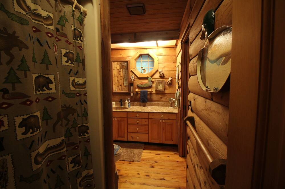 Photo of Bathroom in Brooksville
