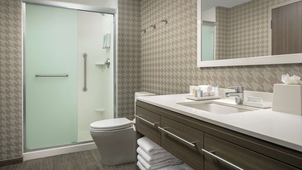 Photo of Others in Edison