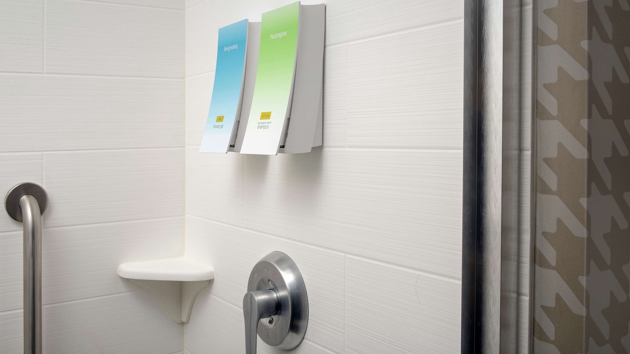 Photo of Others in Edison