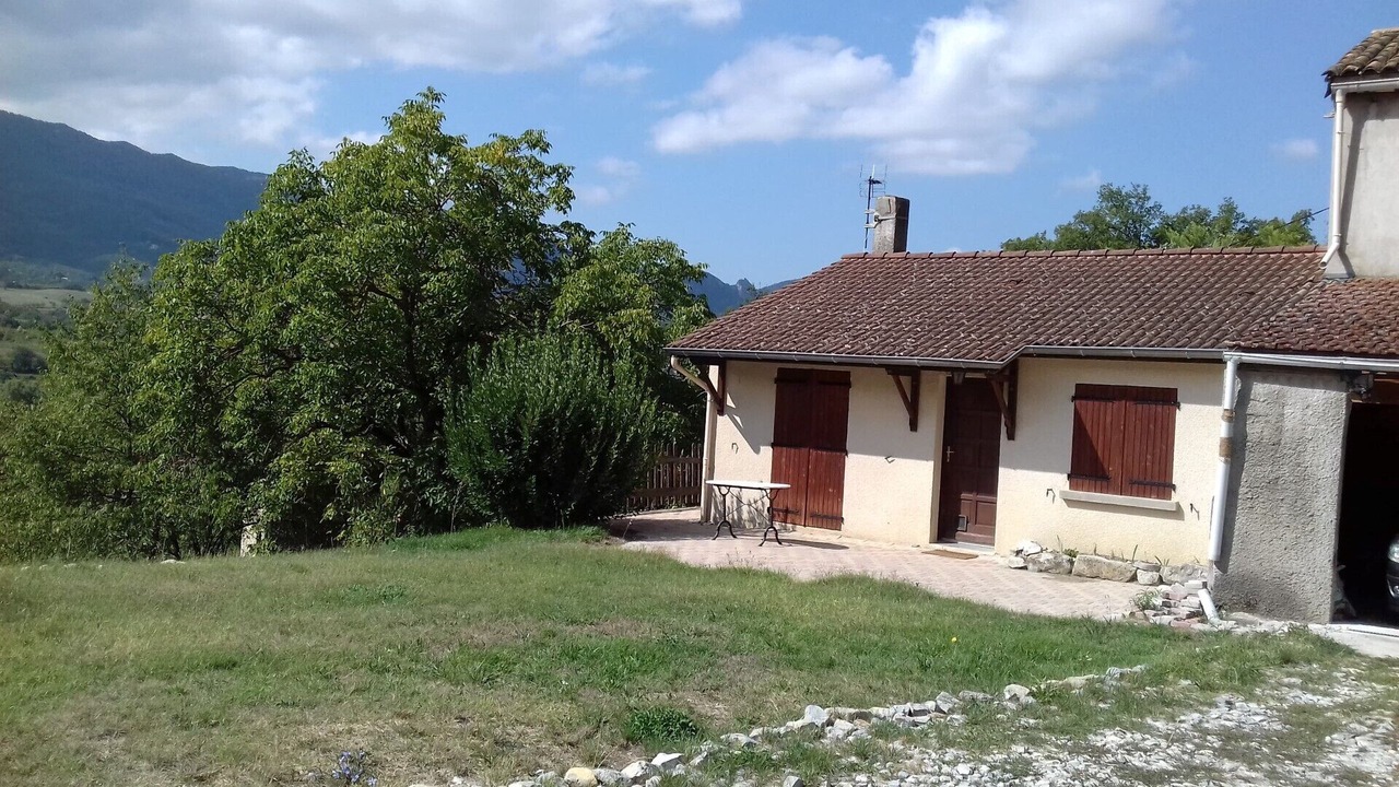 Photo of Buildings in Mirabel-et-Blacons