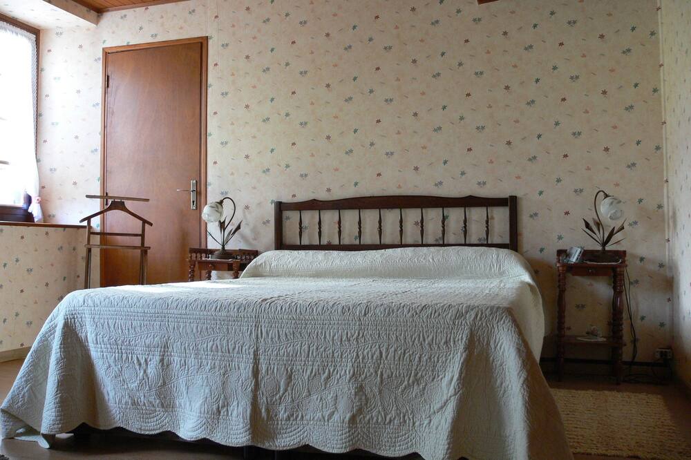 Photo of Bedroom in Saint-Paul-de-Jarrat