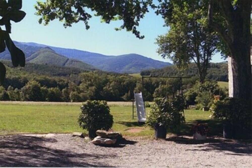 Photo of Outdoor in Saint-Paul-de-Jarrat