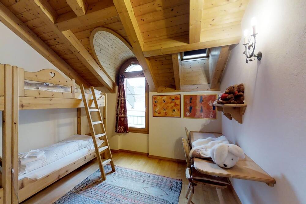 Photo of Bedroom in Silvaplana
