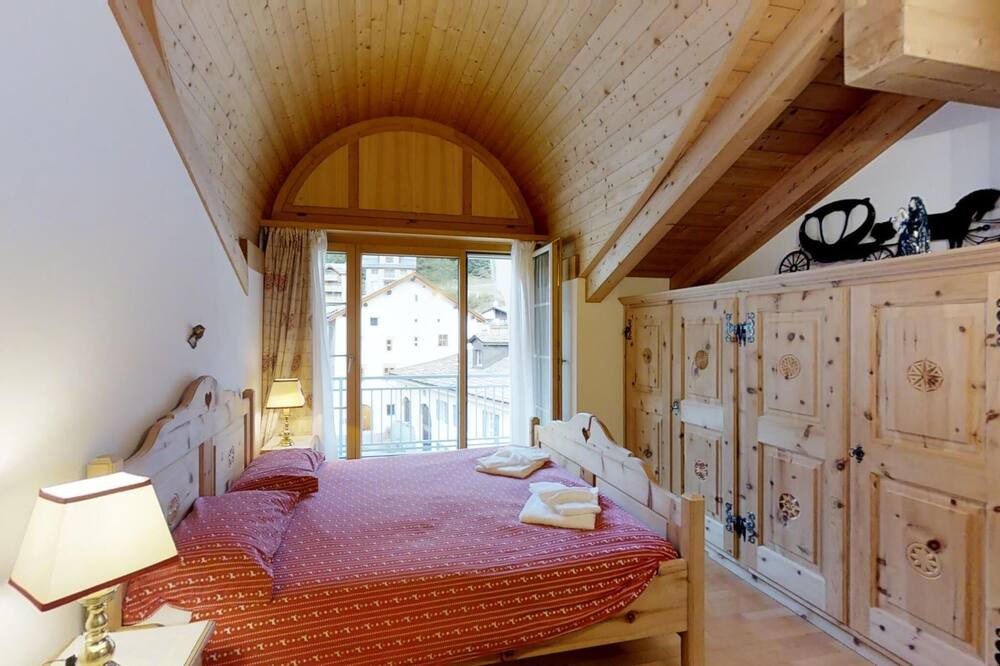 Photo of Bedroom in Silvaplana