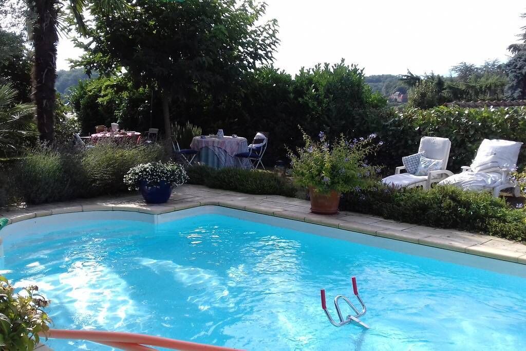 Photo of Outdoor in Angos