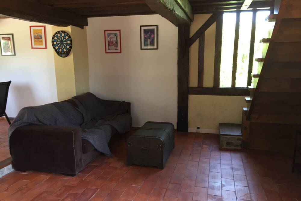Photo of Livingroom in Ablon