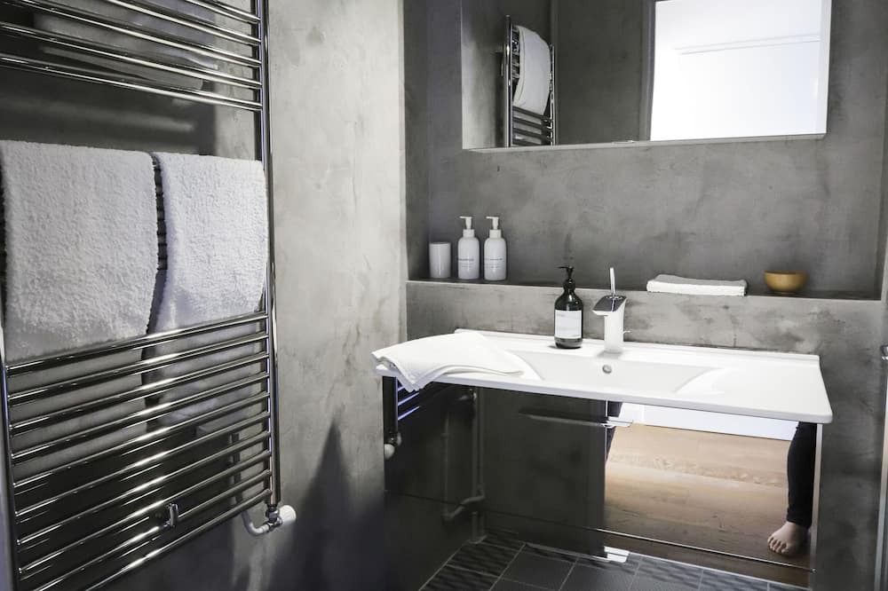 Photo of Bathroom in Barbatre