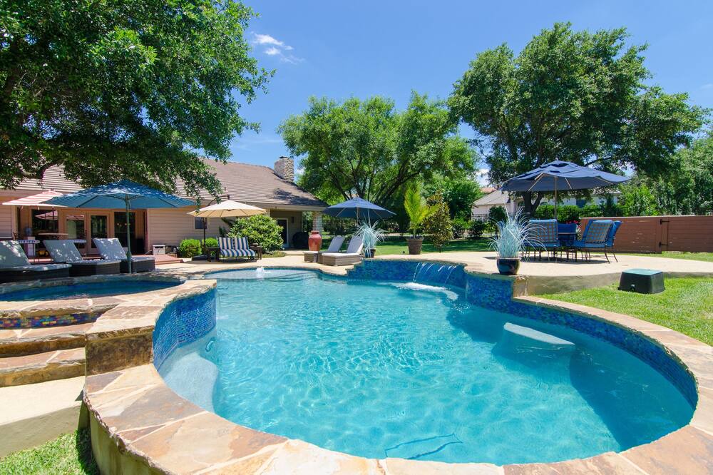 Photo of Outdoor in The Hills