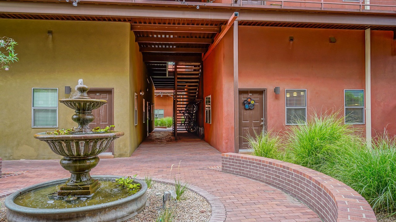 Photo of Outdoor in University Heights