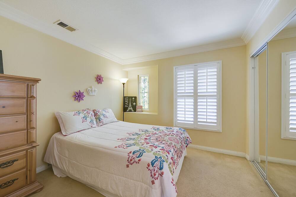 Photo of Others in Ocean View Hills
