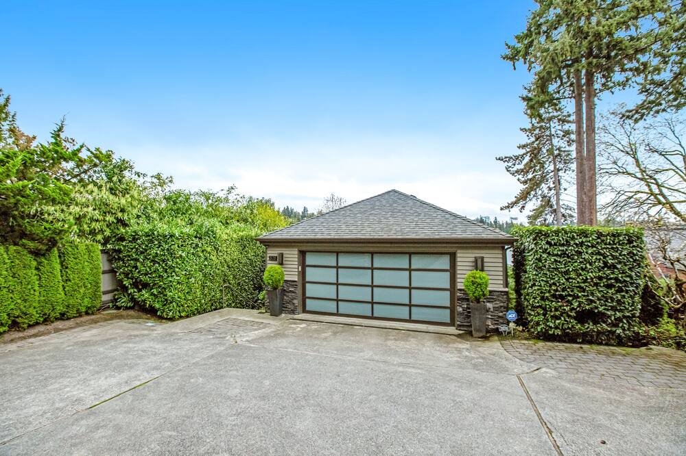 Photo of Others in Medina