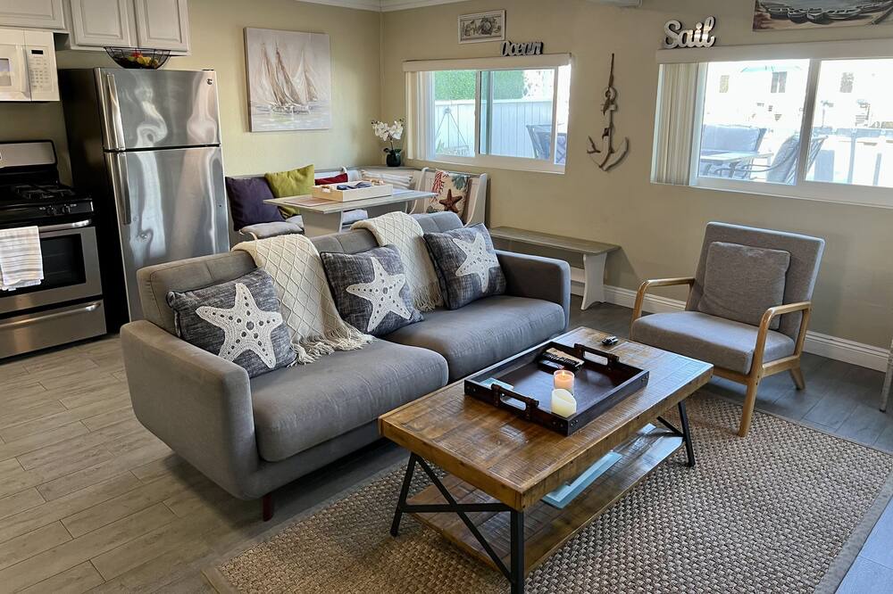 Photo of Livingroom in Sunset Beach