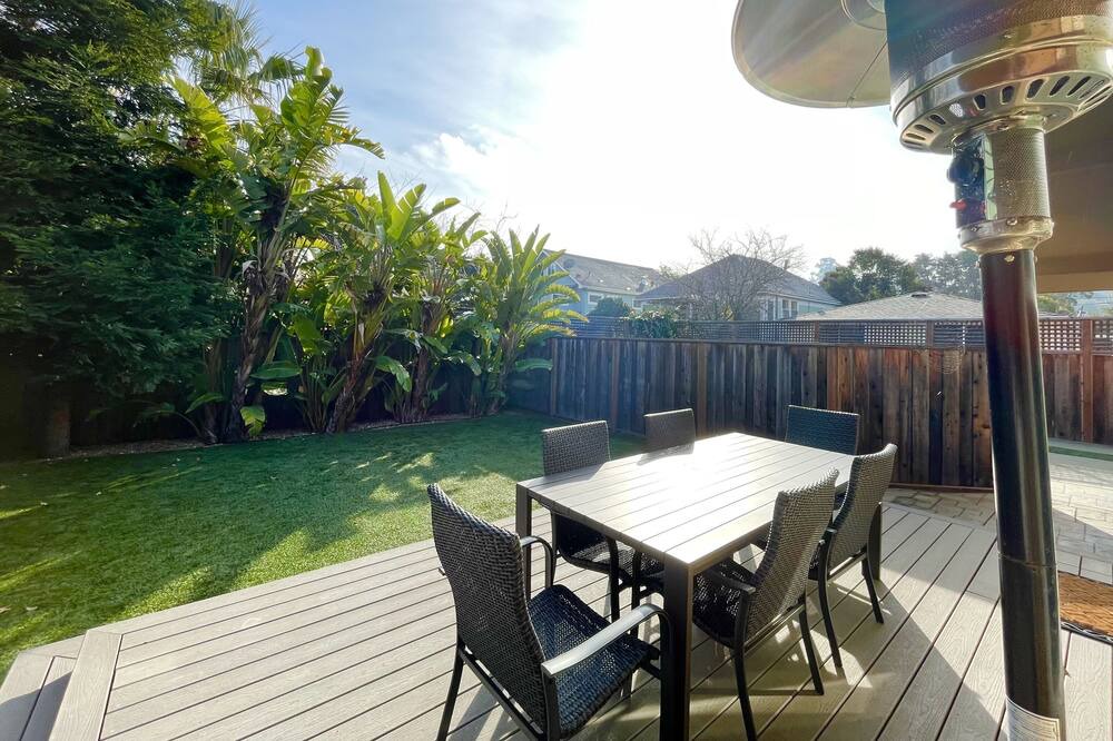 Photo of Patio Balcony in Picnic Valley