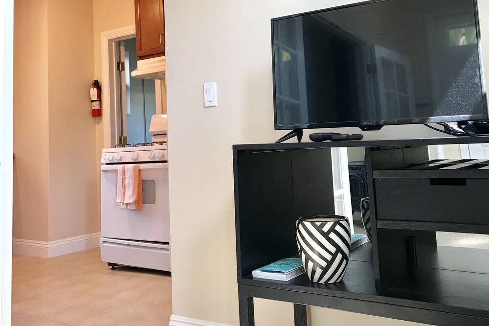 Photo of Bedroom in Picnic Valley