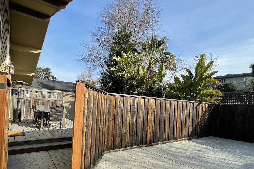 Photo of Patio Balcony in Picnic Valley