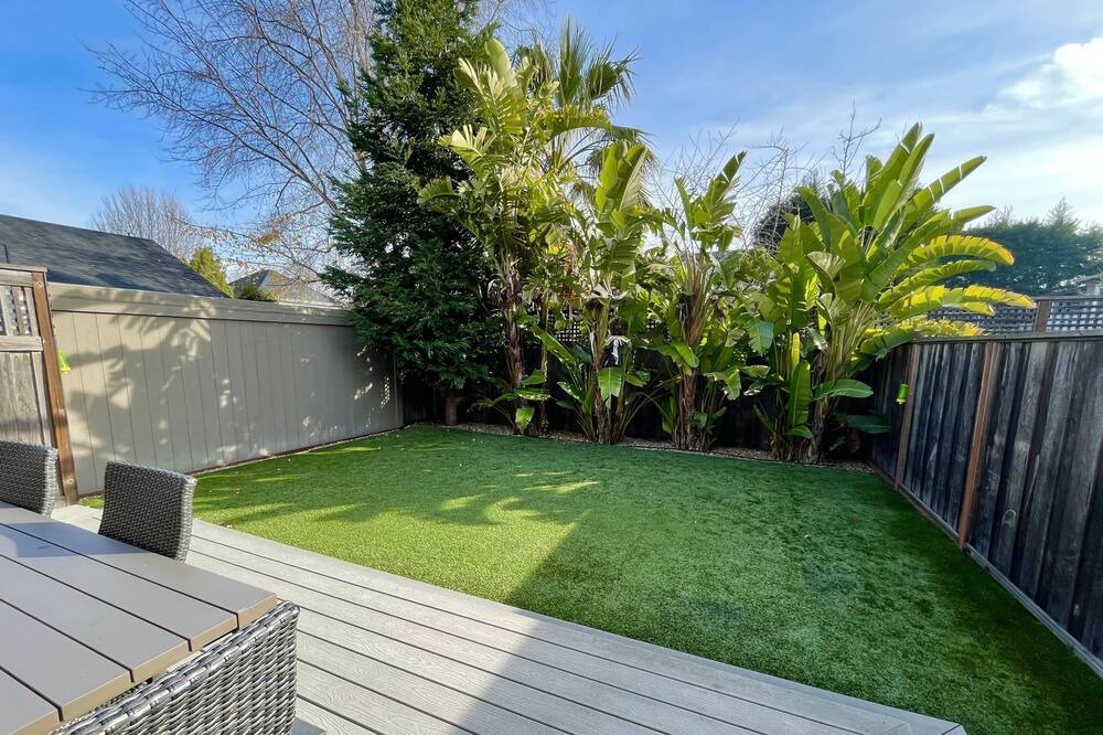 Photo of Others in Picnic Valley