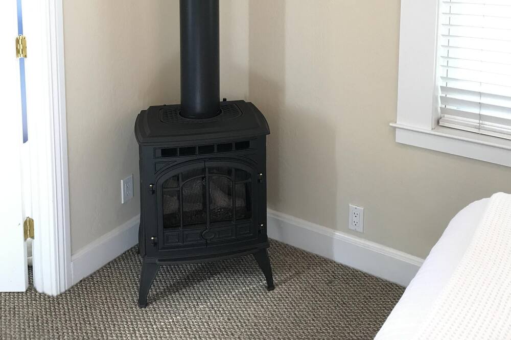 Photo of Bedroom in Picnic Valley