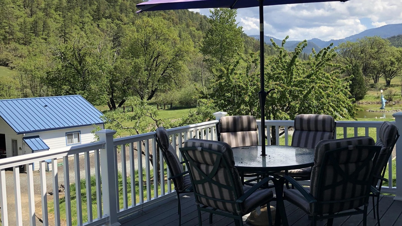 Photo of Outdoor in Eagle Point