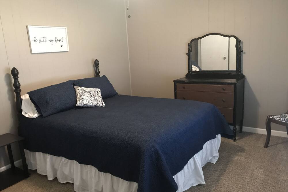 Photo of Bedroom in Bryan