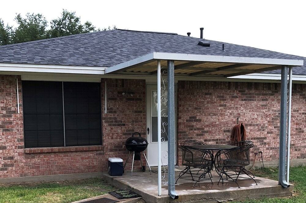 Photo of Outdoor in Bryan