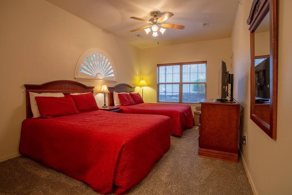 Photo of Bedroom in Branson West