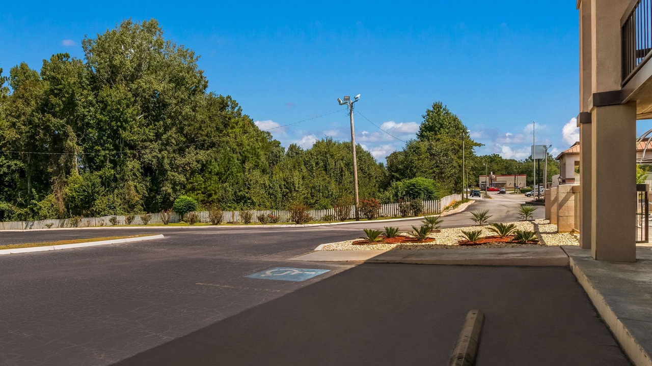 Photo of Outdoor in Greenwood