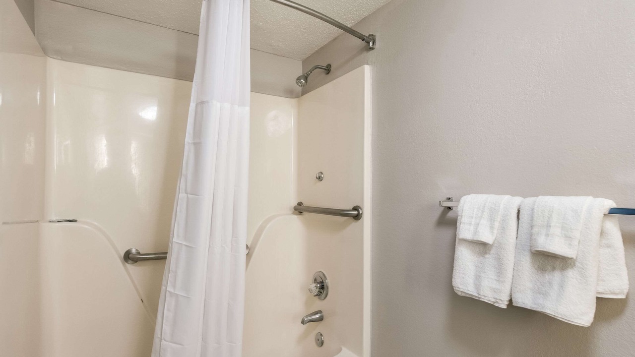Photo of Bedroom in Greenwood