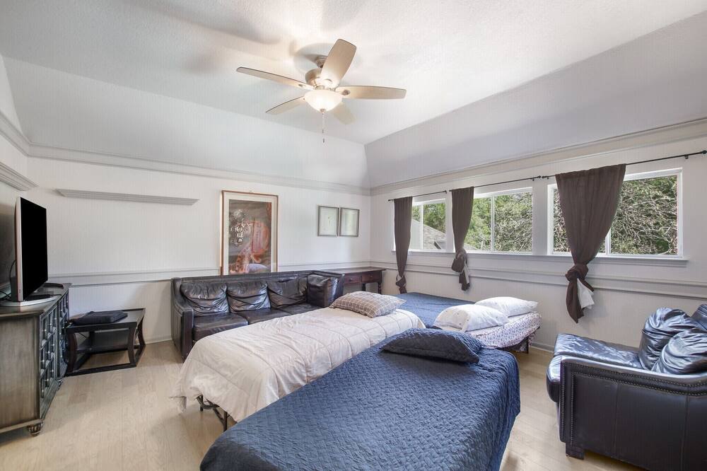 Photo of Bedroom in Sonoma Ranch