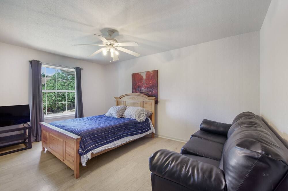 Photo of Bedroom in Sonoma Ranch
