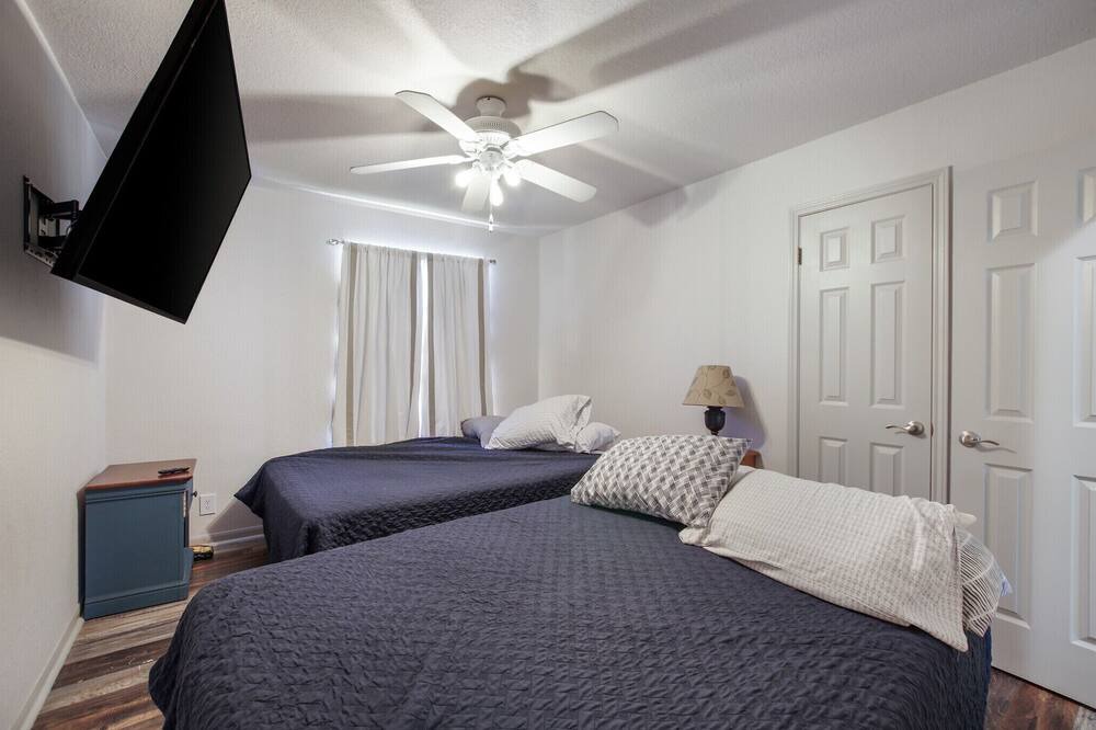 Photo of Bedroom in Sonoma Ranch