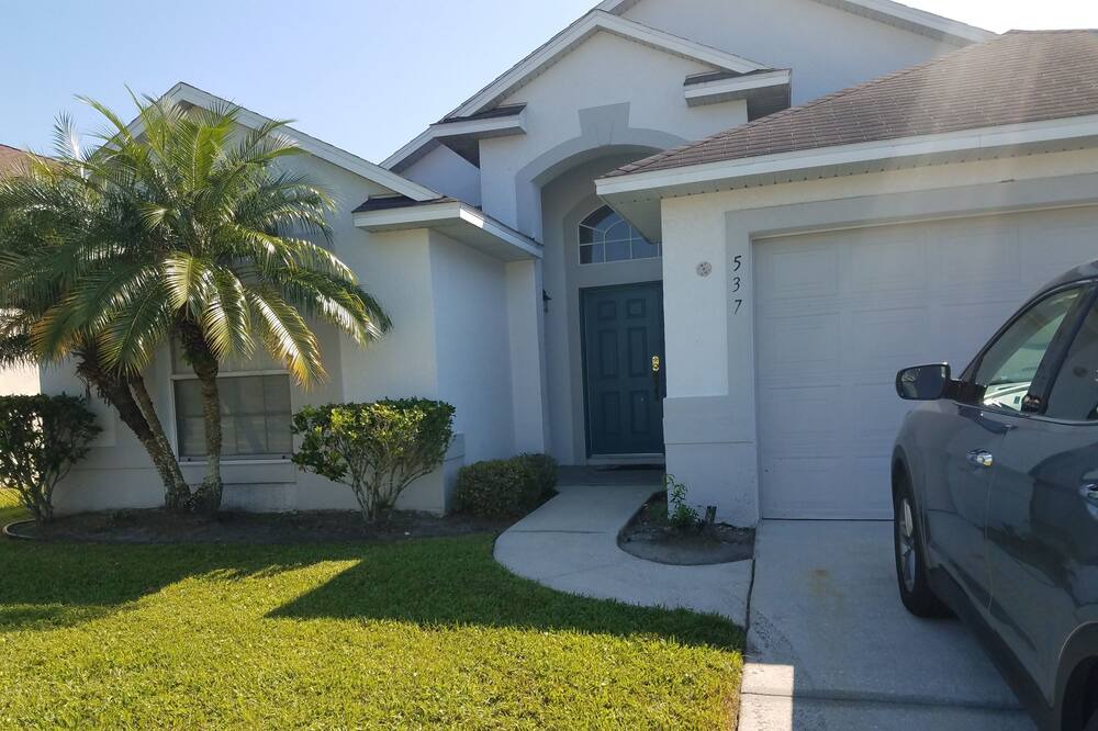 Photo of Outdoor in Eagle Pointe South