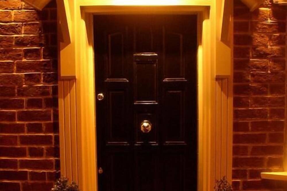 Photo of Outdoor in Kenilworth