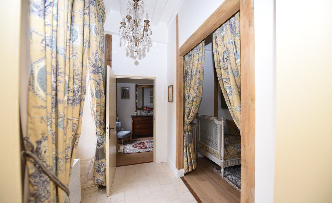 Photo of Bedroom in Maudetour-en-Vexin