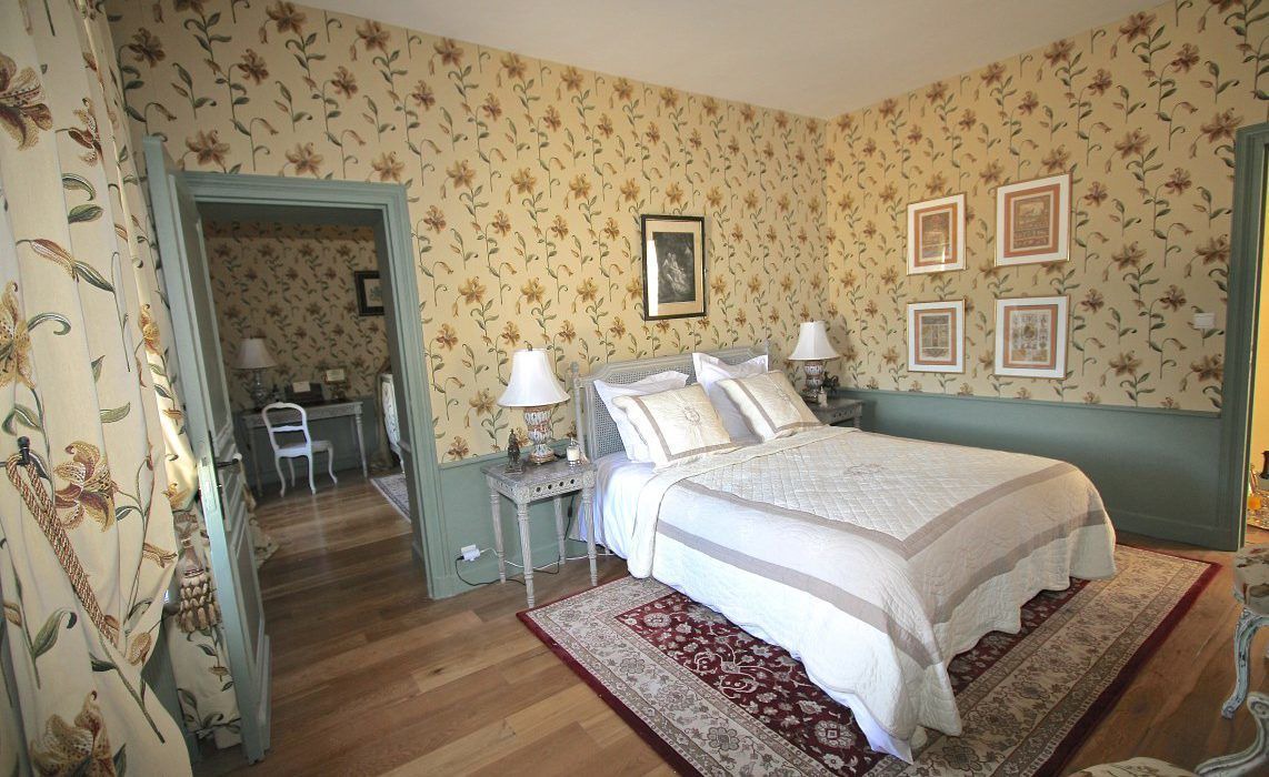 Photo of Bedroom in Maudetour-en-Vexin