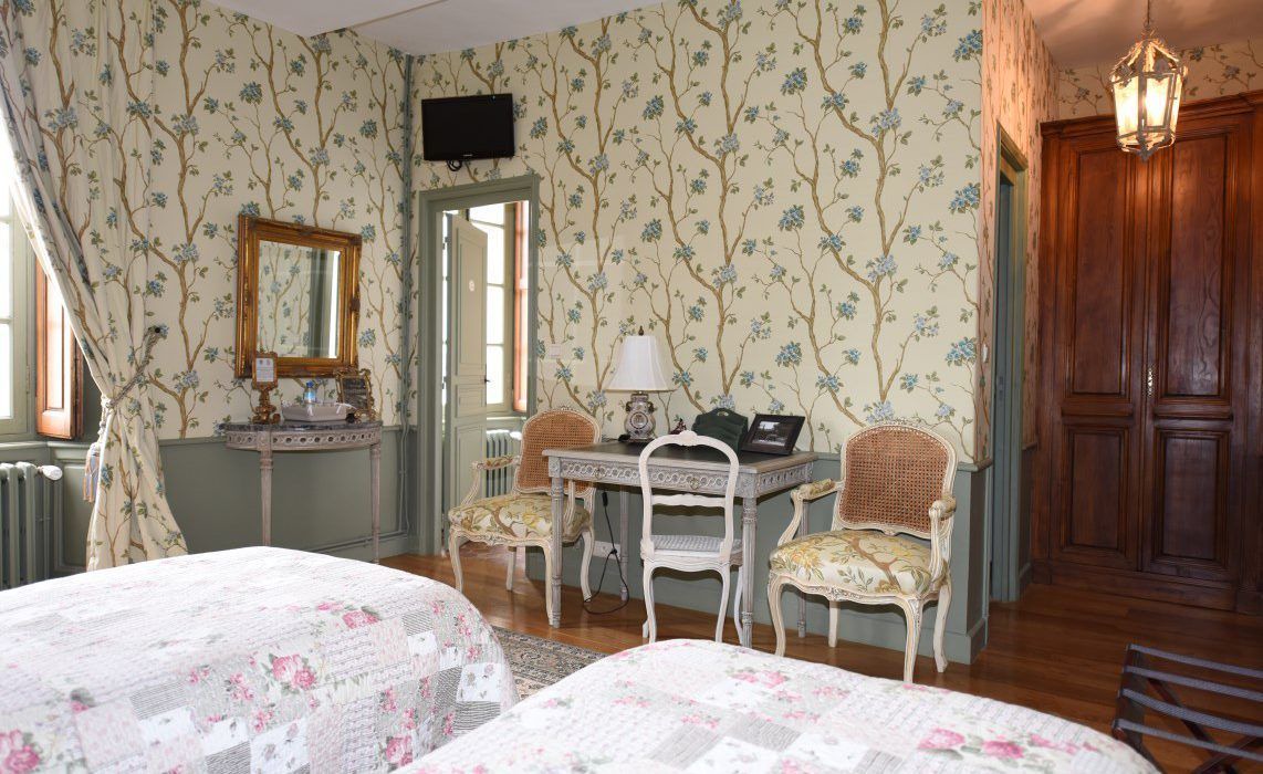 Photo of Bedroom in Maudetour-en-Vexin