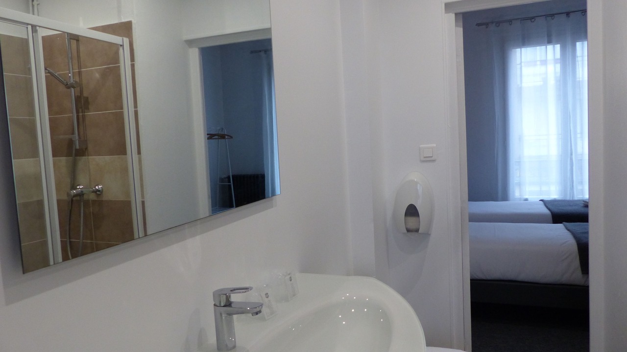 Photo of Bathroom in Saint-Nazaire