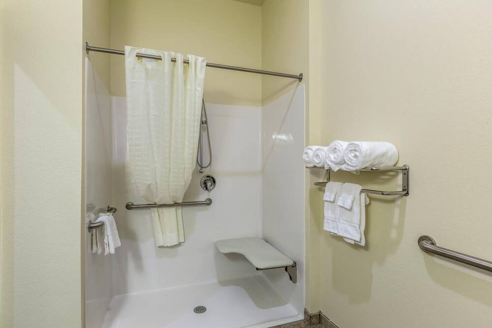 Photo of Bathroom in Fairfield Bay