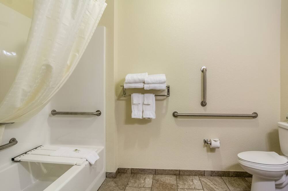 Photo of Bathroom in Fairfield Bay