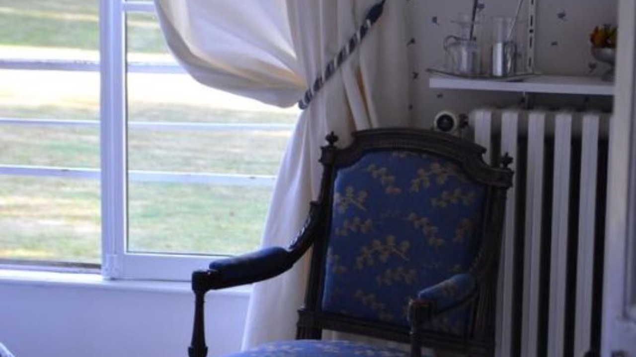 Photo of Bedroom in Saint-Jean-aux-Amognes