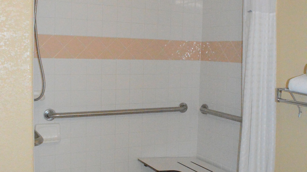 Photo of Bathroom in Green River