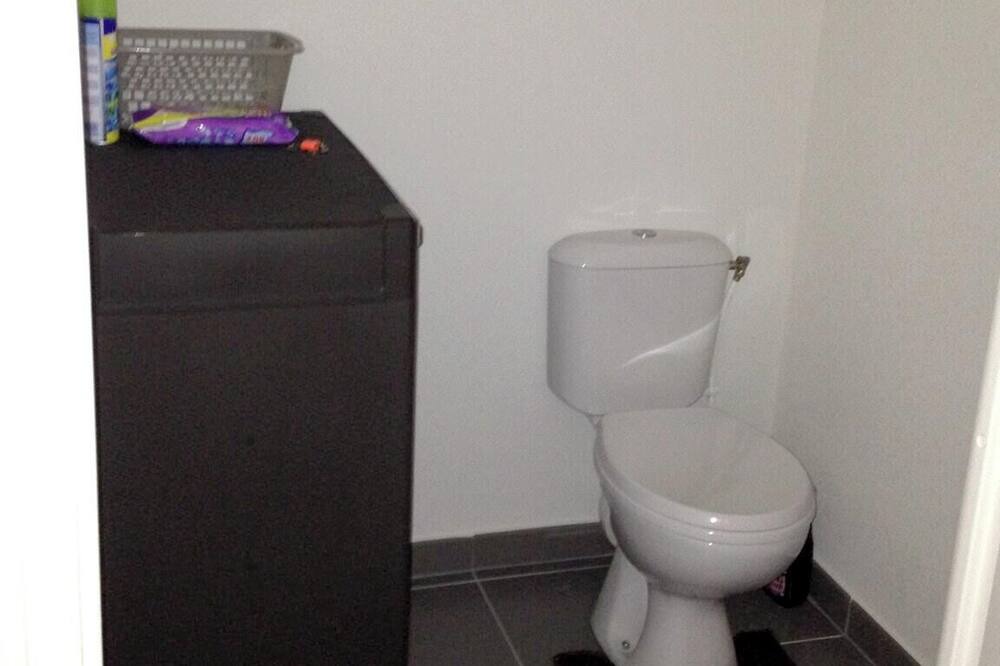 Photo of Bathroom in Saint-Assiscle